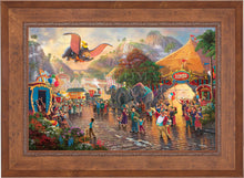 Load image into Gallery viewer, Disney Dumbo - Limited Edition Canvas (SN - Standard Numbered) - ArtOfEntertainment.com