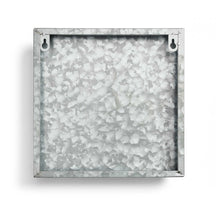 Load image into Gallery viewer, Metal Box Art Catwoman
