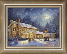 Load image into Gallery viewer, National Lampoon&#39;s Christmas Vacation - Limited Edition Canvas (SN - Standard Numbered) - ArtOfEntertainment.com
