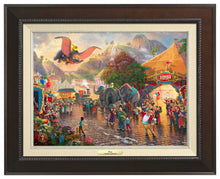 Load image into Gallery viewer, Disney Dumbo - Canvas Classics - ArtOfEntertainment.com
